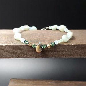 8 Inch Sterling Silver Shell And Green Semi Precious Stones Bracelet